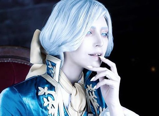 日推COS神还原《第五人格》摄影师、入殓师