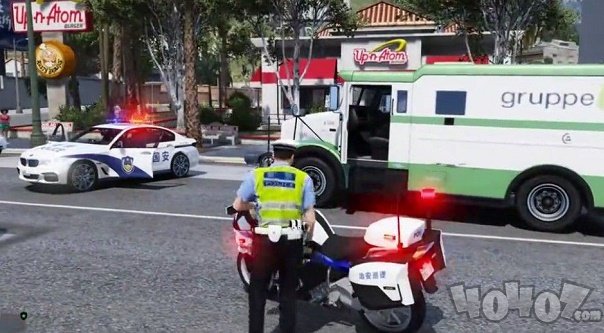 模拟特警巡逻