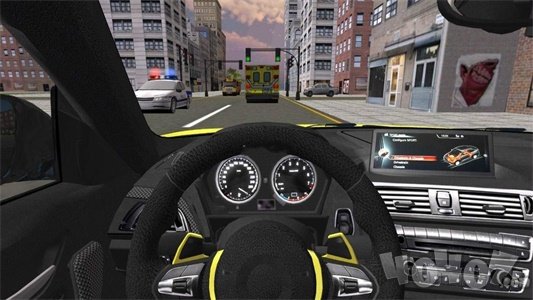 M5改款跑车
