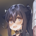 在阴暗房间中独孤少女